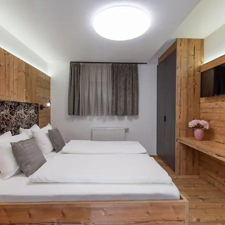 In Brandberg Mit Garten By Interhome مايرهوفن