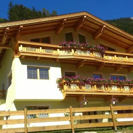 아파트 In Brandberg Mit Garten By Interhome